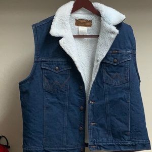 Wrangler Sherpa lined Denim vest
